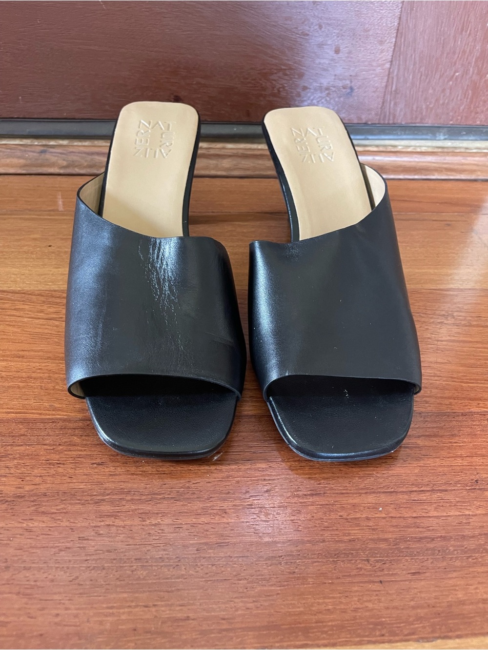 Naturalizer Stacy Black Slide Mule Sandals Heels on Women's Slip-On